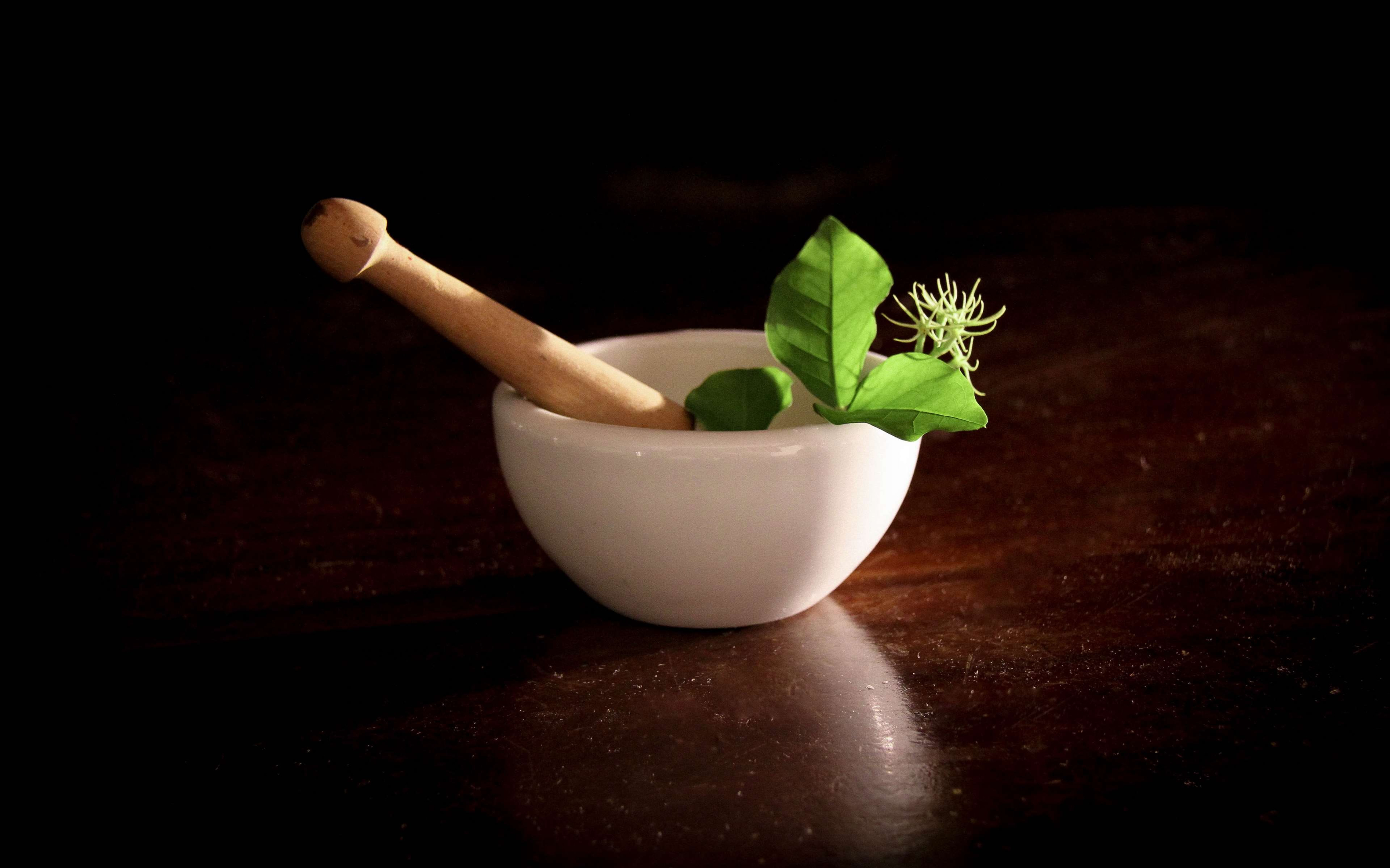 herbmaking-pot